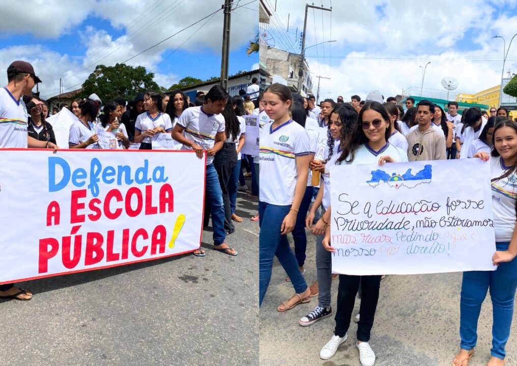 Estudantes da EREM Augusta Cordeiro em Calçado Vão às Ruas em Defesa da Escola Pública